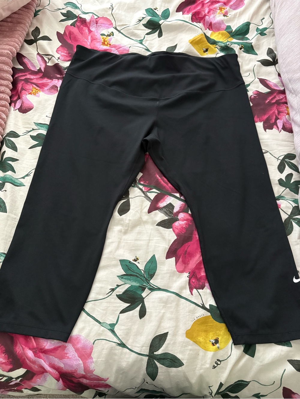 Nike Black Capri Leggings with Swoosh 2X